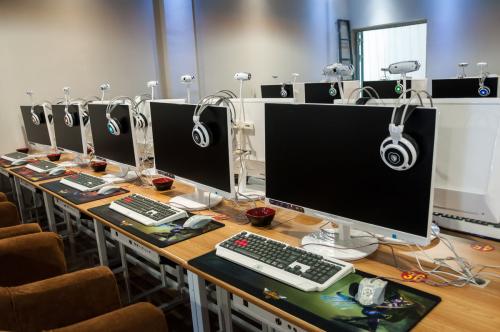 新開網咖準備裝修要注意什么？